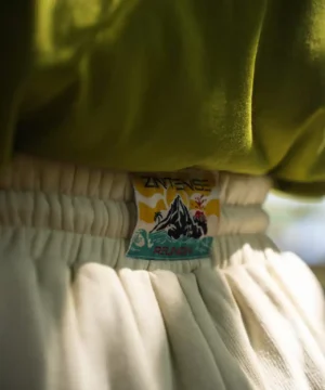 Short sweat Shape crème – tee-shirt outdoor Réunion